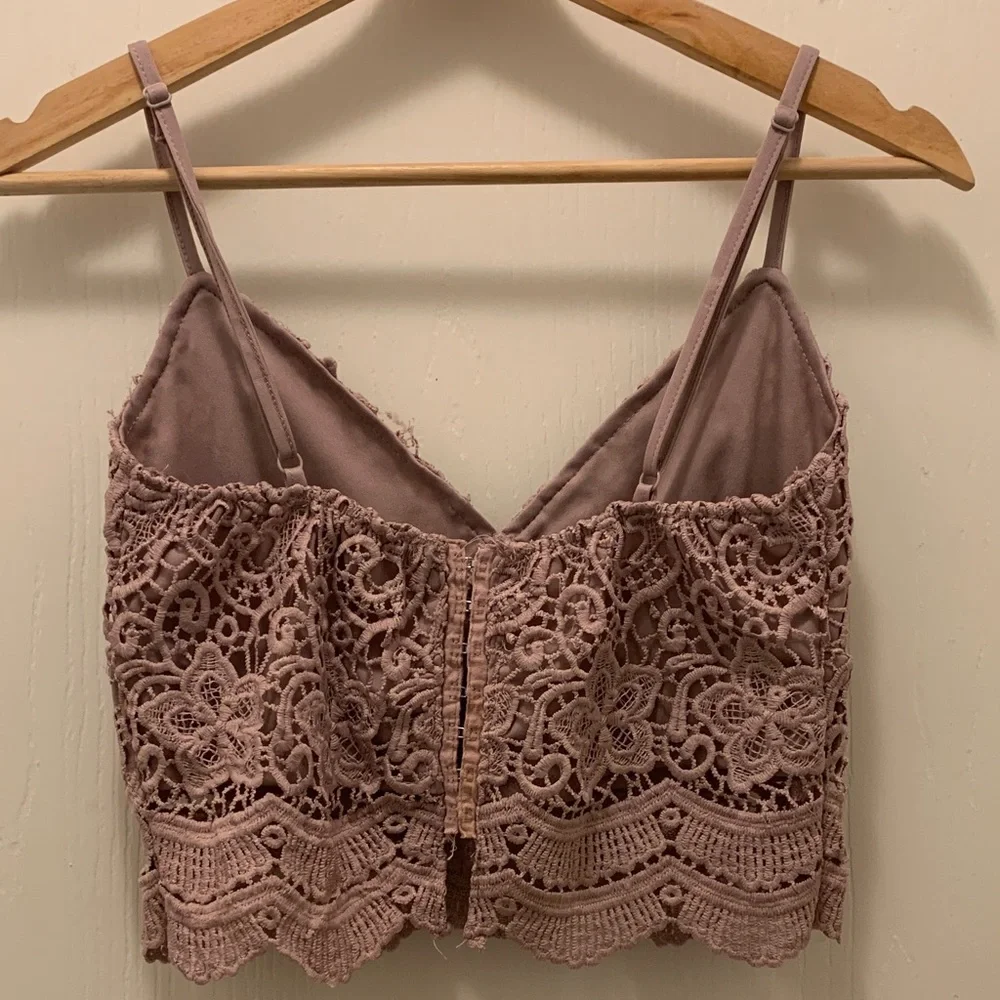 La Hearts Mauve Lace Crop Top